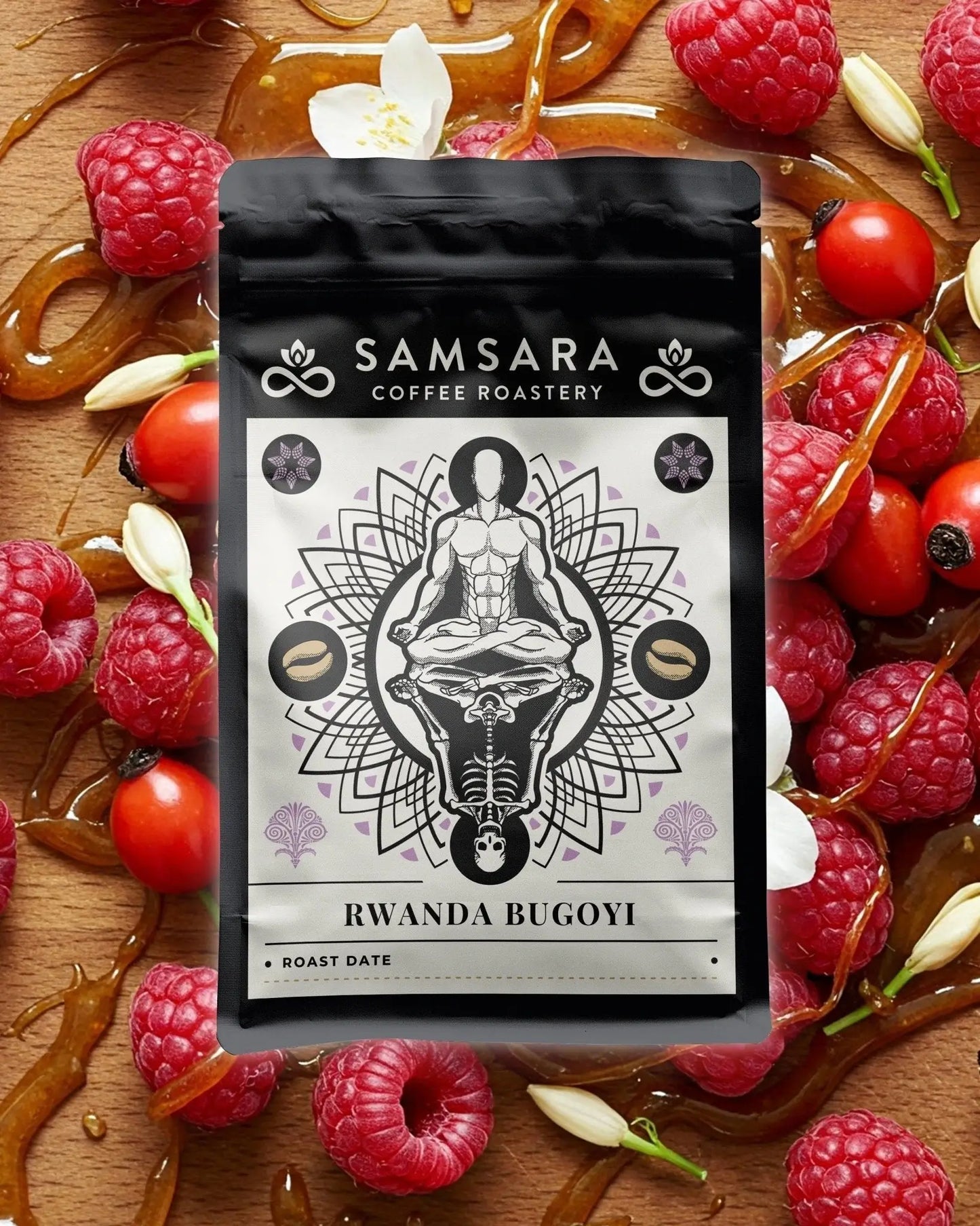 Compozitie cu note de degustare cafea Samsara Rwanda: Ceai Negru, Fructe Rosii si Flori